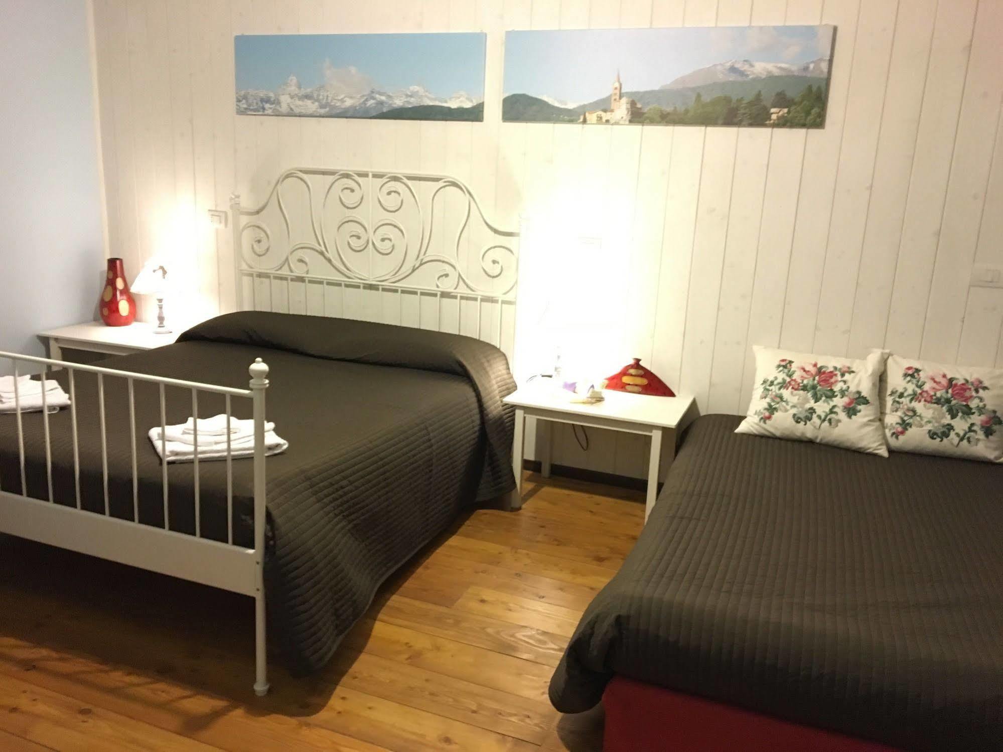 Bed and Breakfast Quattro Gatti Airasca Zewnętrze zdjęcie