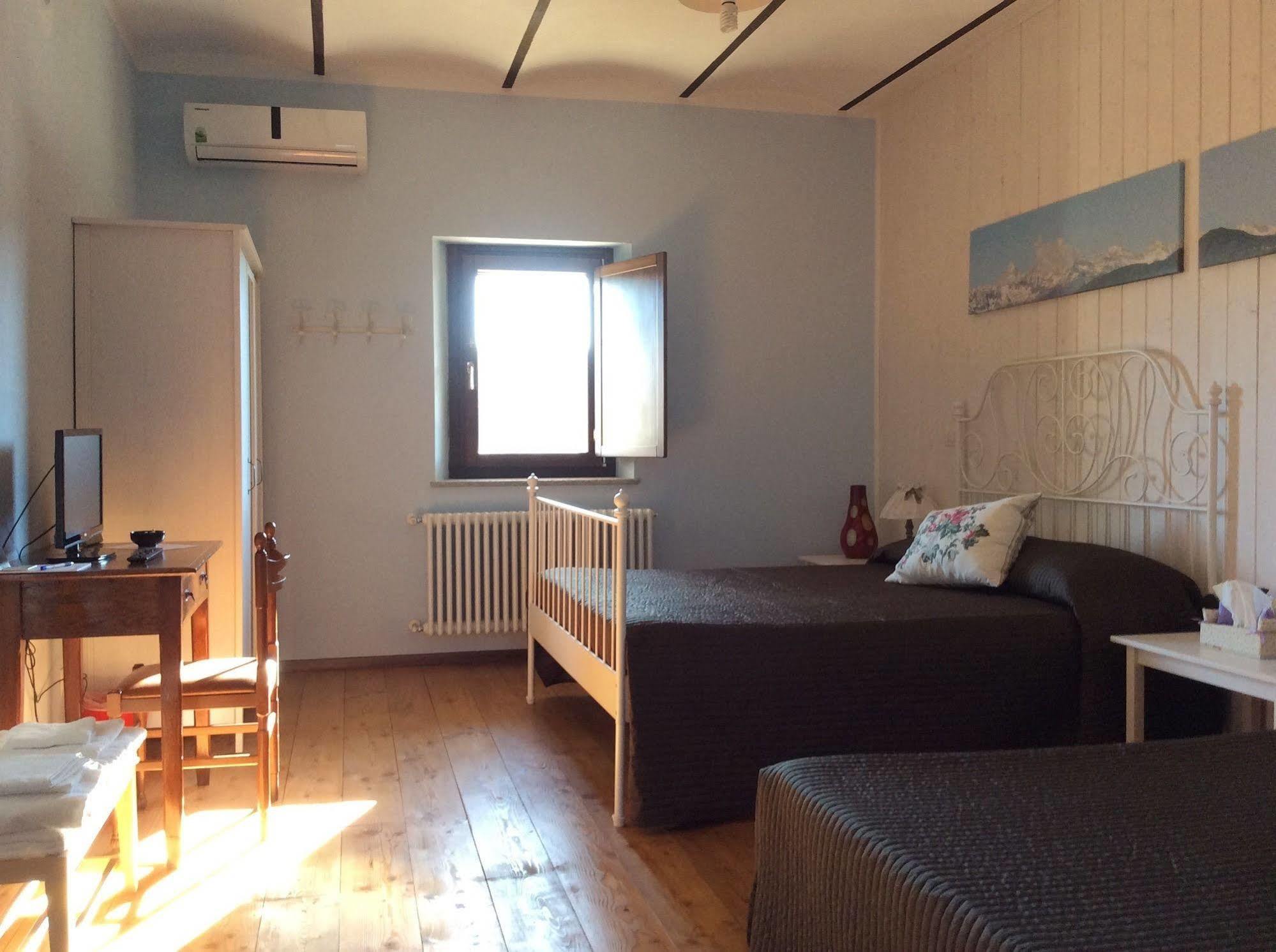 Bed and Breakfast Quattro Gatti Airasca Zewnętrze zdjęcie